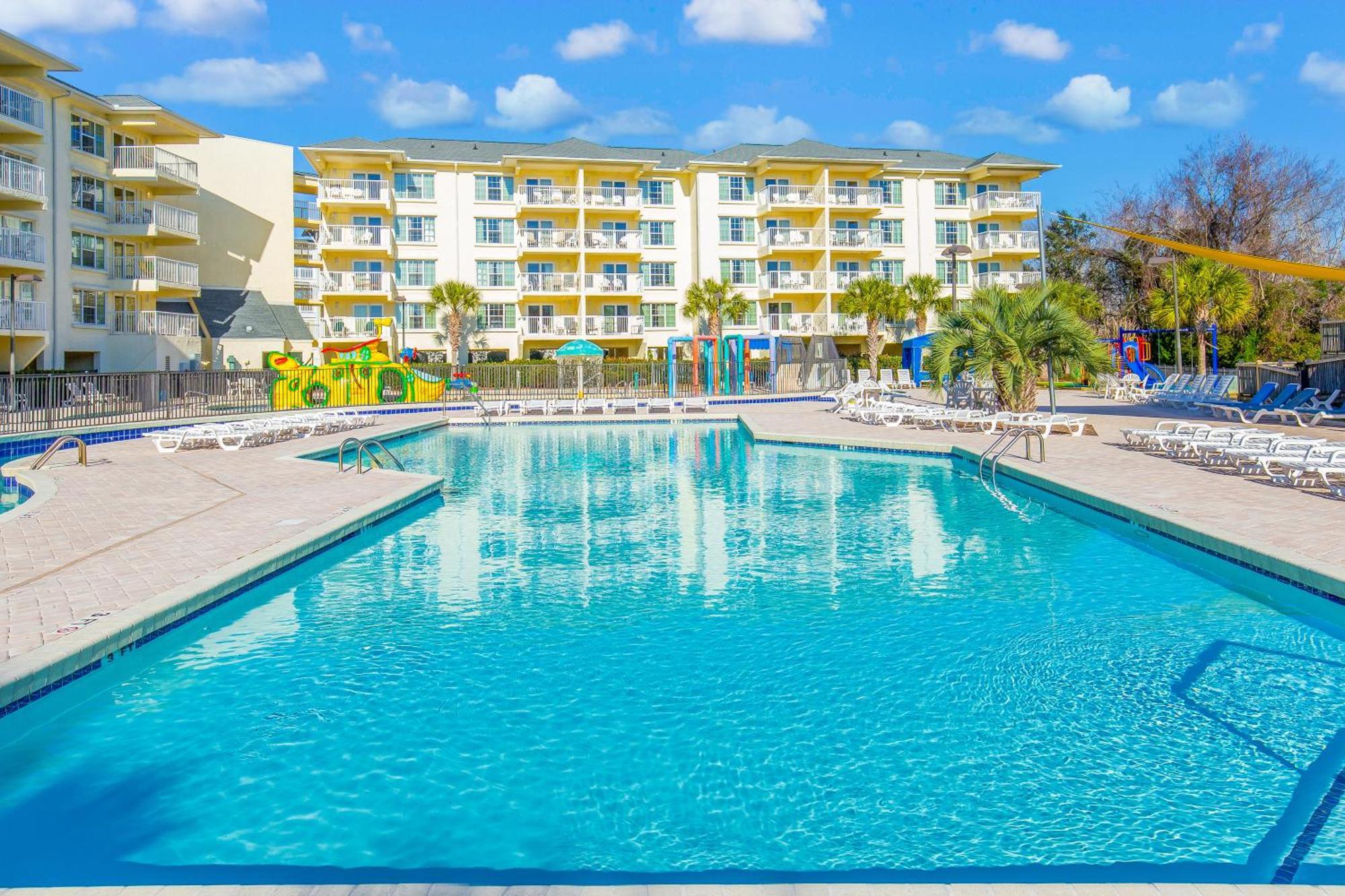 Litchfield Beach & Golf Resort מראה חיצוני תמונה